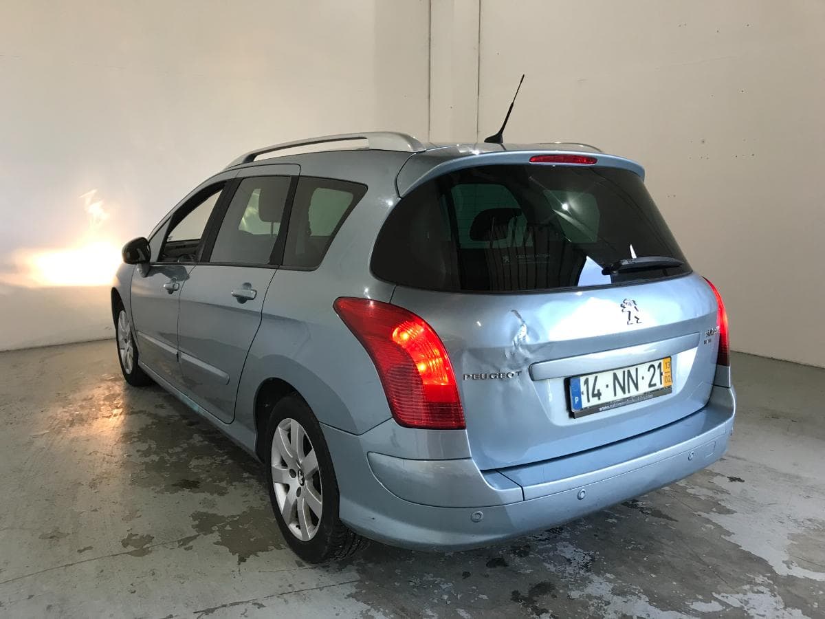 Peugeot 308 1.6 HDI · Ano 2013 — imagem 8