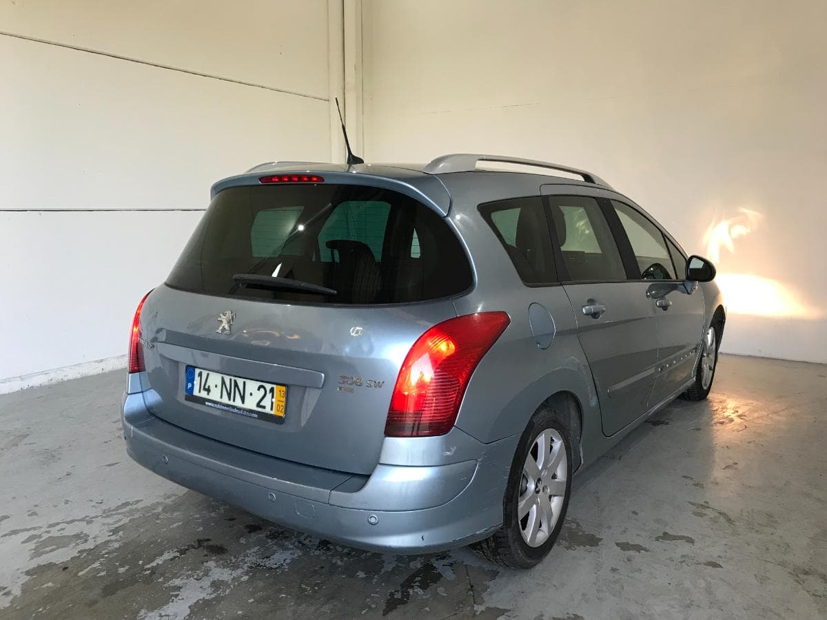 Peugeot 308 1.6 HDI · Ano 2013 — imagem 9