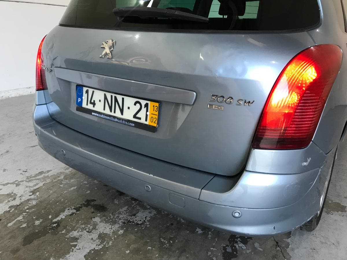 Peugeot 308 1.6 HDI · Ano 2013 — imagem 11