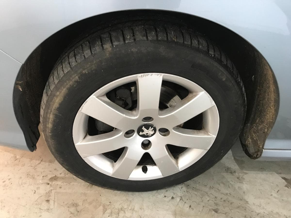 Peugeot 308 1.6 HDI · Ano 2013 — imagem 26