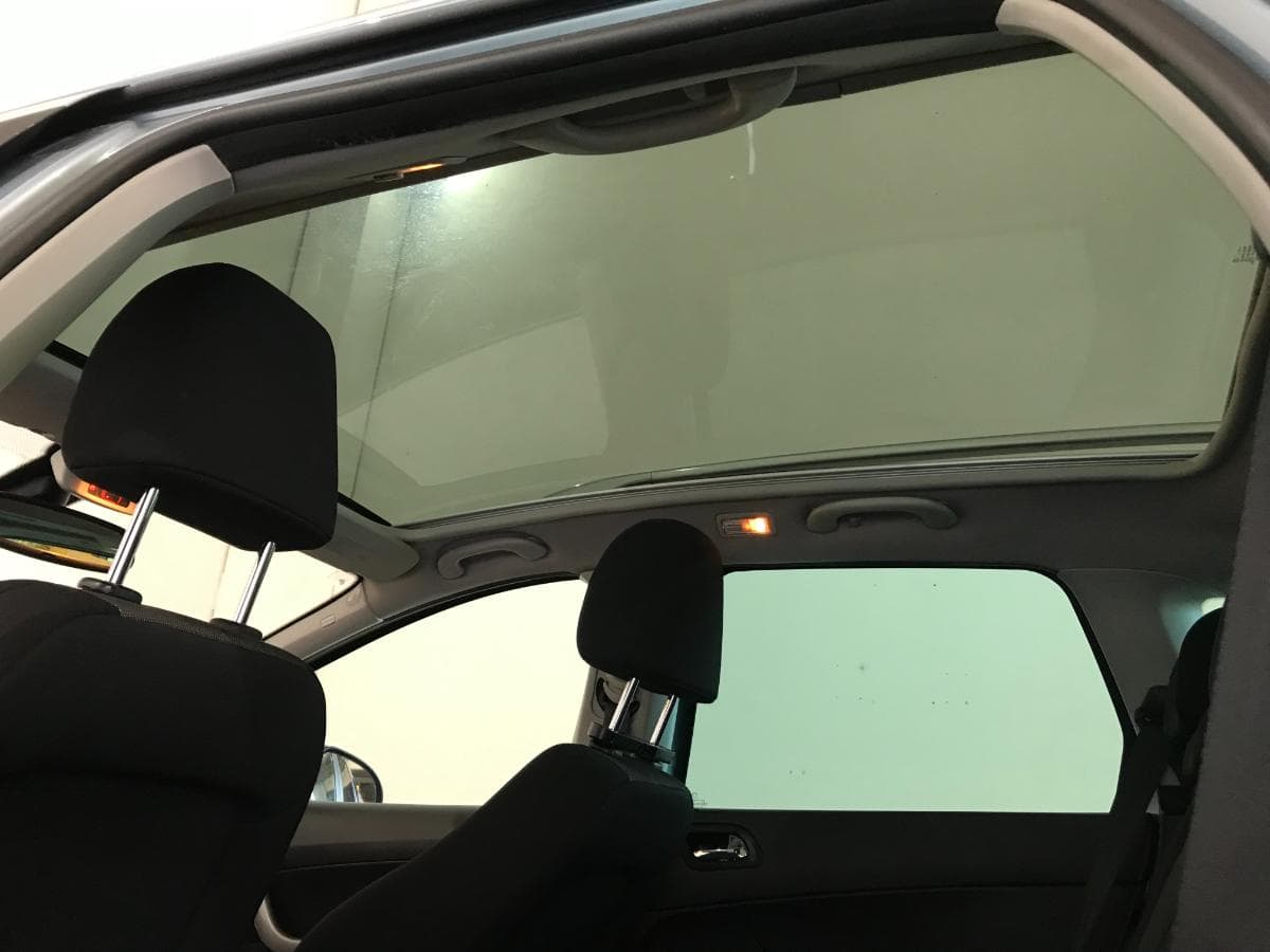Peugeot 308 1.6 HDI · Ano 2013 — imagem 34