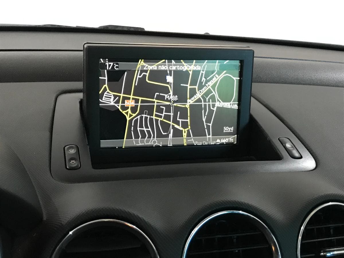 Peugeot 308 1.6 HDI · Ano 2013 — imagem 39