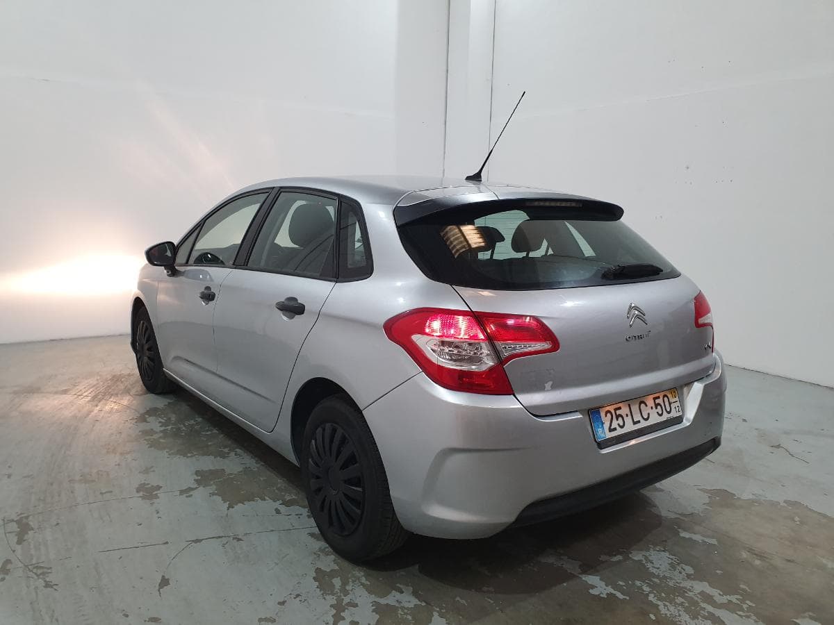 Citroen C4 1.6HDI · Ano 2010 — imagem 5