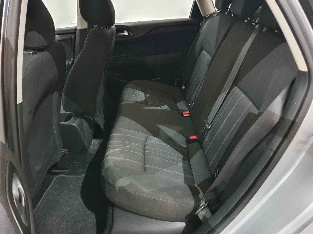 Citroen C4 1.6HDI · Ano 2010 — imagem 29