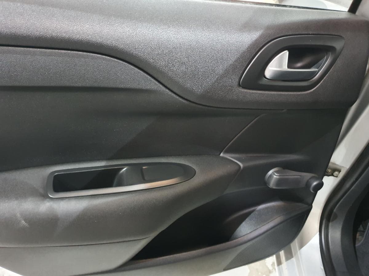 Citroen C4 1.6HDI · Ano 2010 — imagem 28