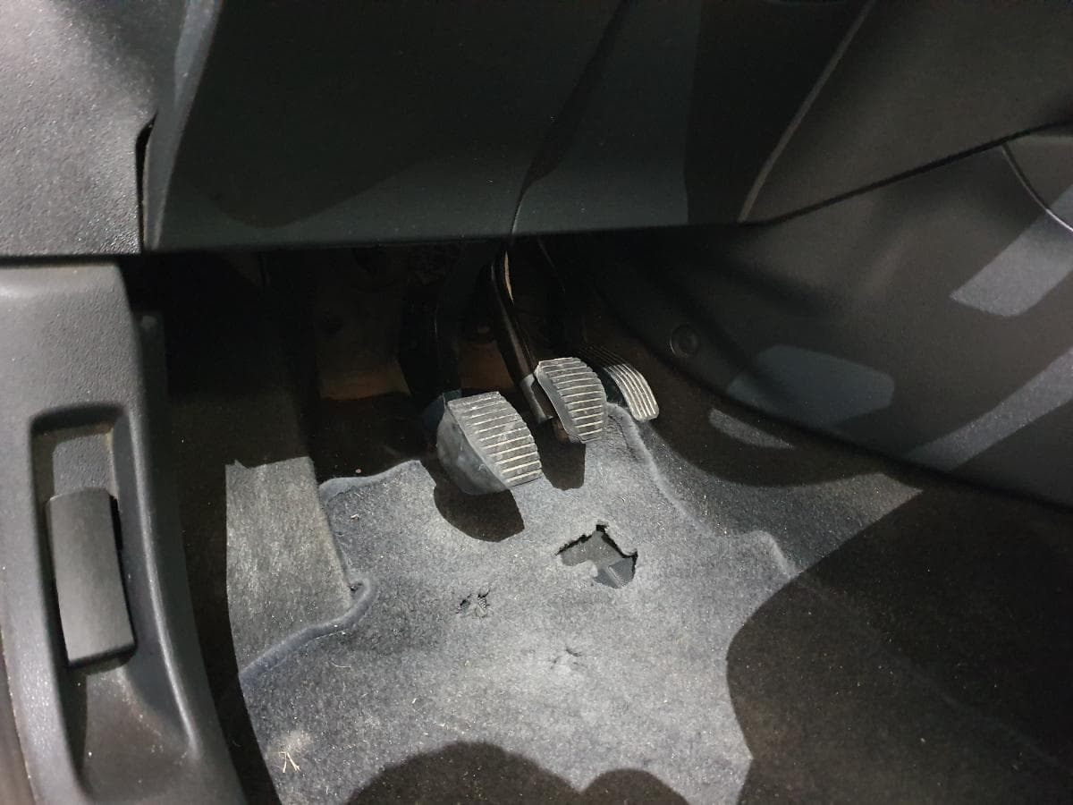 Citroen C4 1.6HDI · Ano 2010 — imagem 31