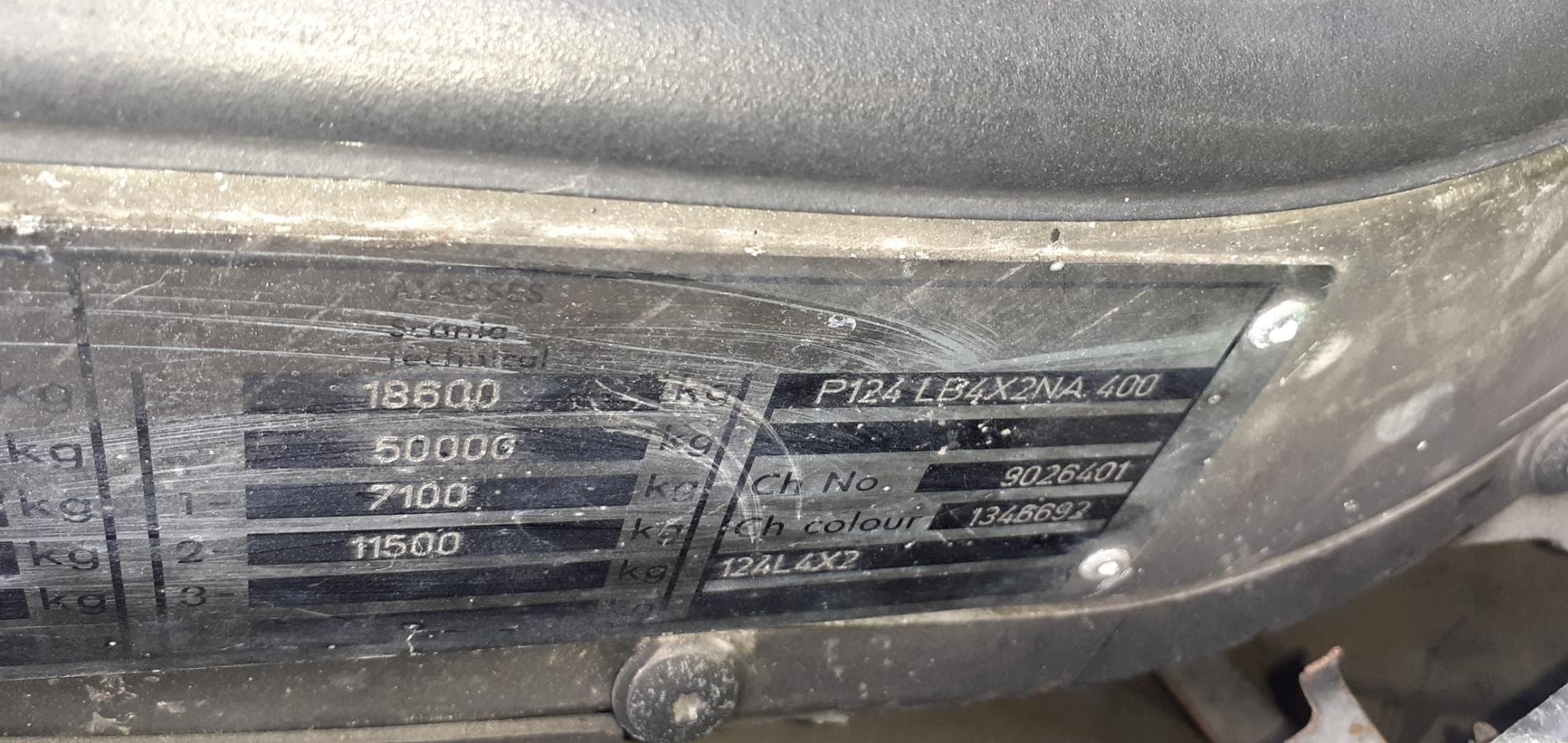 Scania 124L 400 — imagem 19