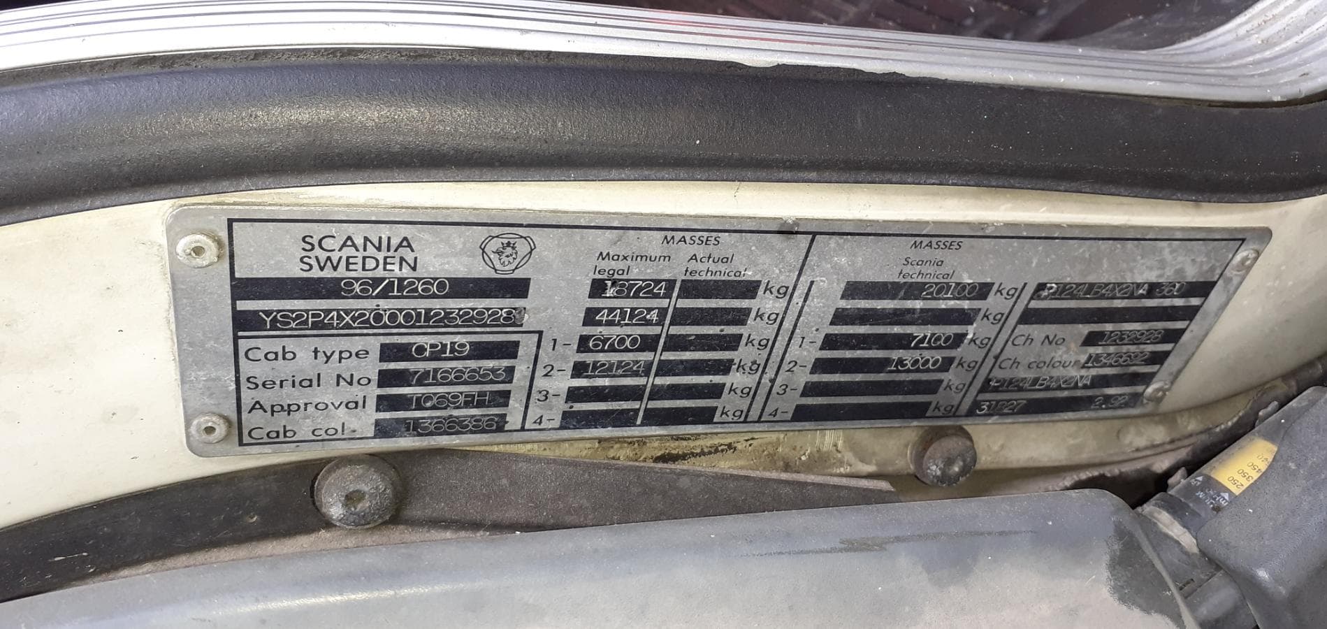 Scania 124L 360 — imagen 19