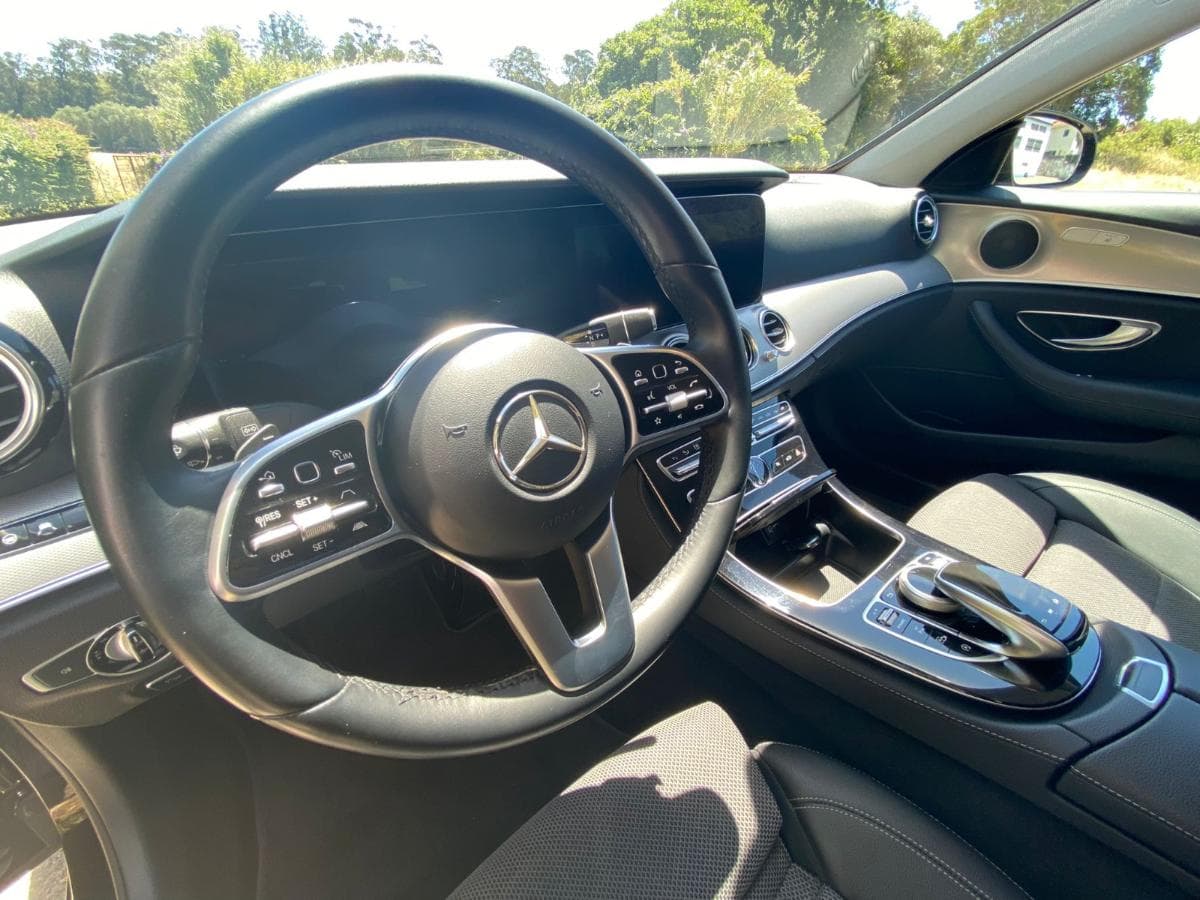 Mercedes-Benz E400 D4Matic · Ano 2018 — imagem 11