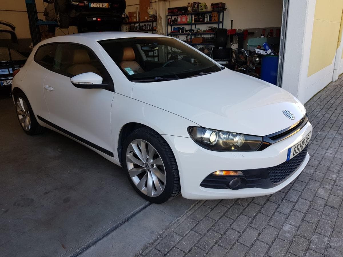 Volkswagen Scirocco 2.0 TDI · Ano 2011 — imagen 2