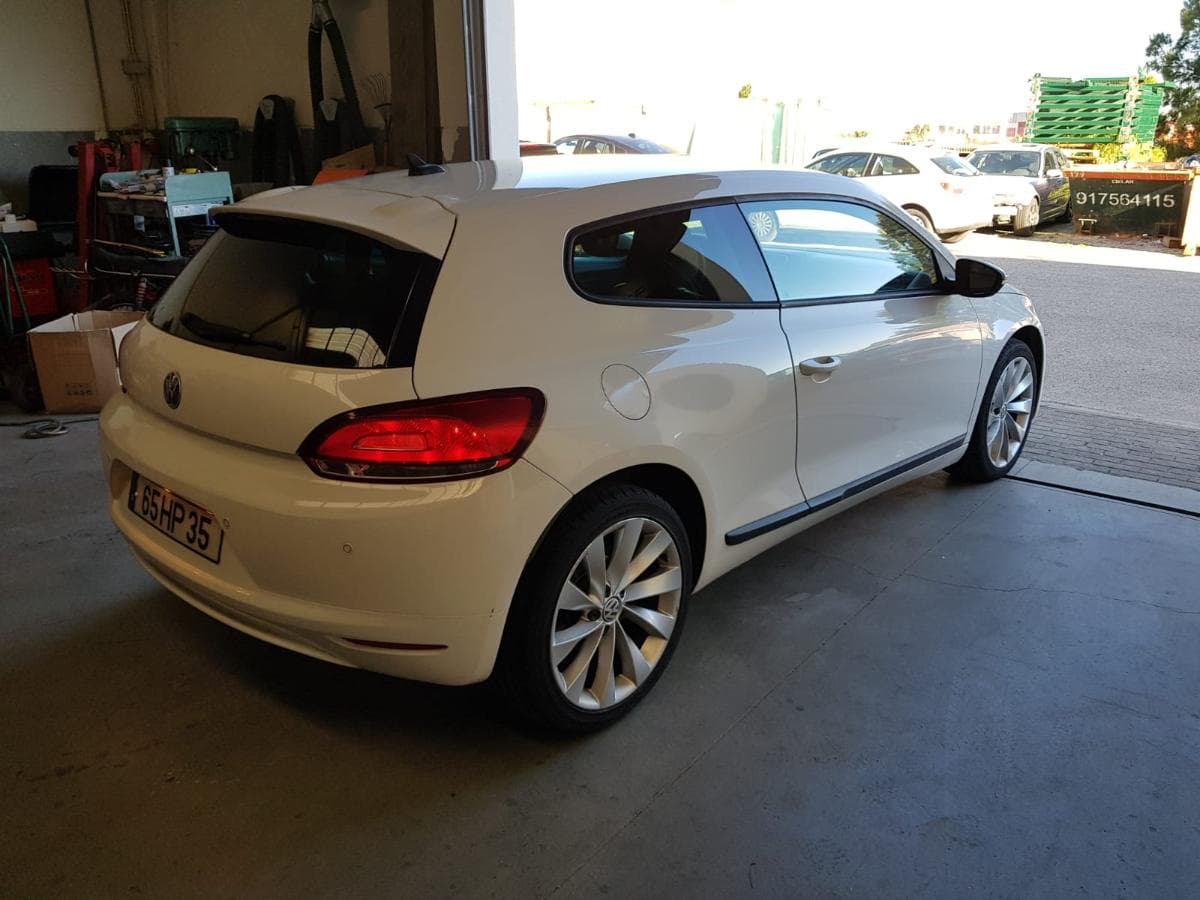 Volkswagen Scirocco 2.0 TDI · Ano 2011 — imagen 7