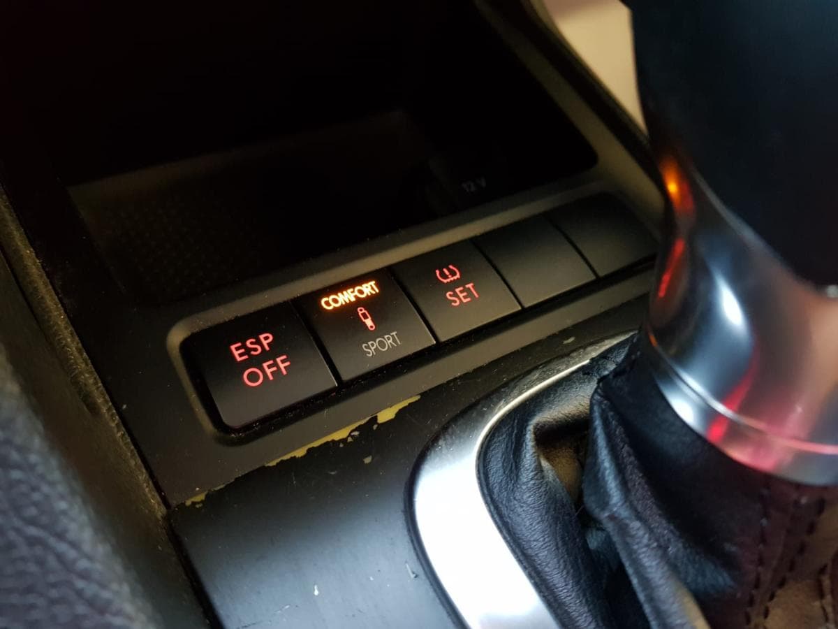 Volkswagen Scirocco 2.0 TDI · Ano 2011 — imagen 20