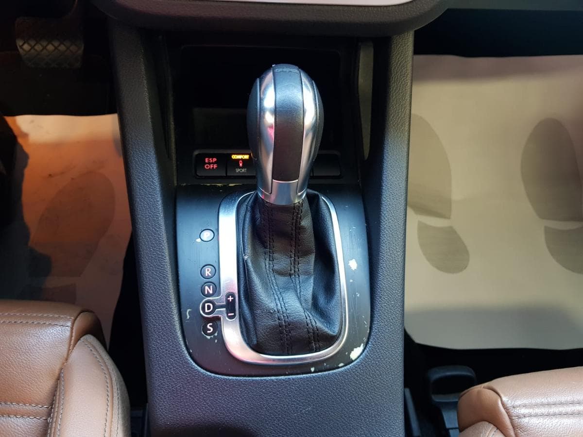 Volkswagen Scirocco 2.0 TDI · Ano 2011 — imagen 24