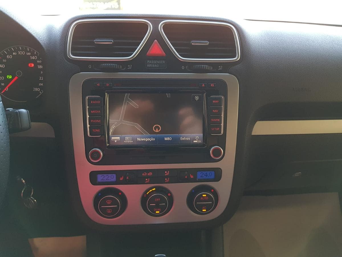 Volkswagen Scirocco 2.0 TDI · Ano 2011 — imagen 25