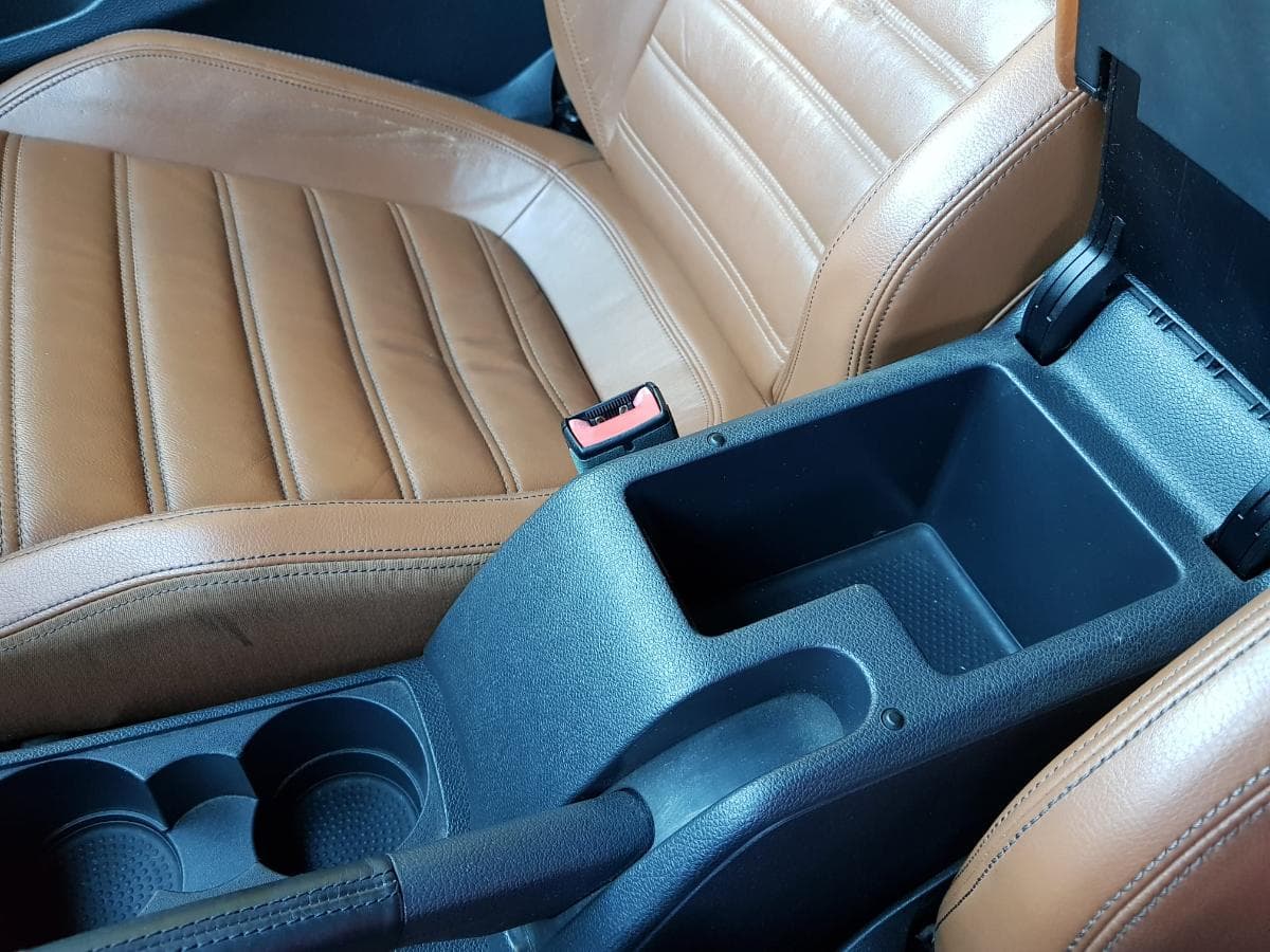 Volkswagen Scirocco 2.0 TDI · Ano 2011 — imagen 26