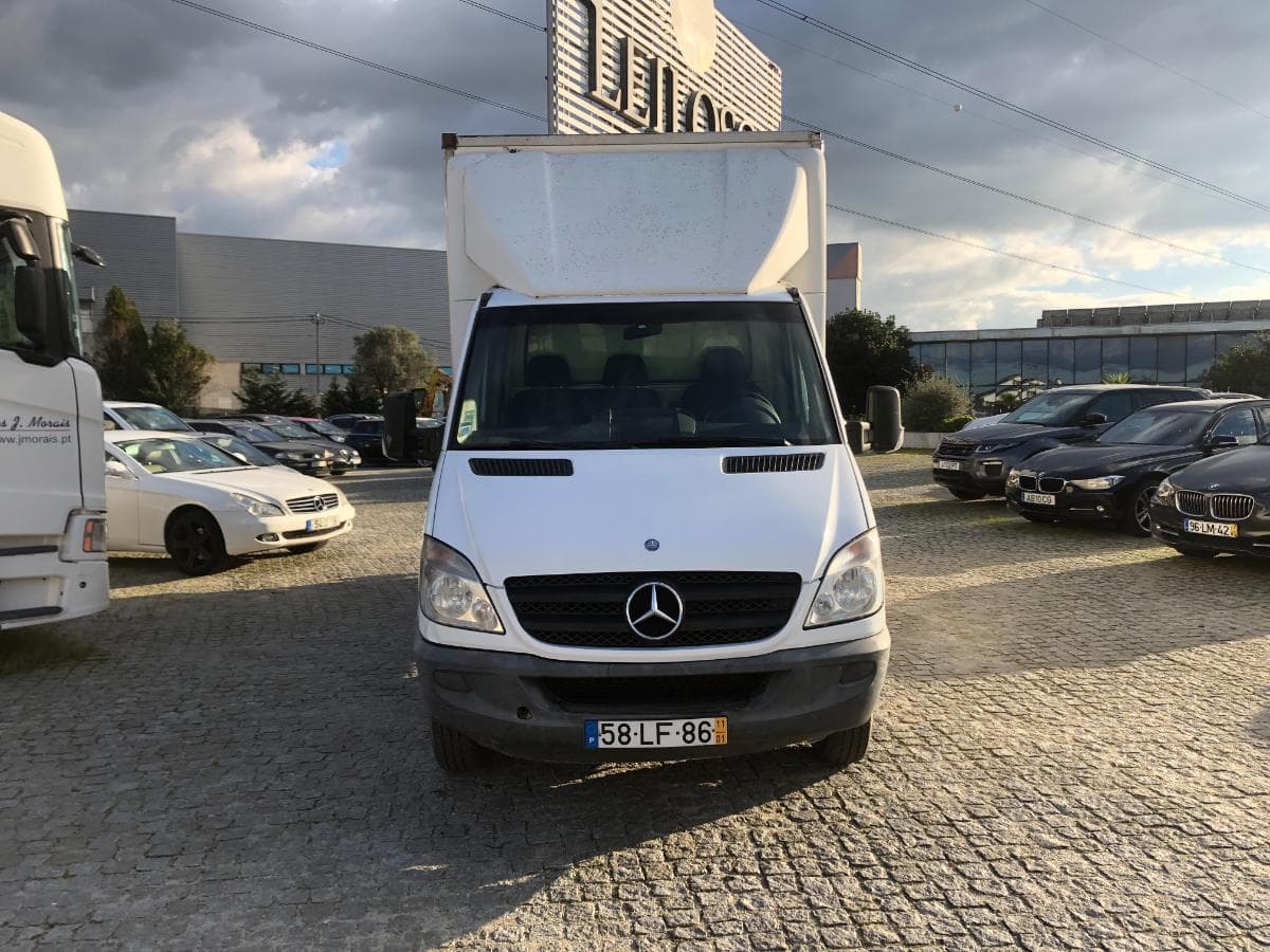 Mercedes-Benz Sprinter · Ano 2011 — imagem 3