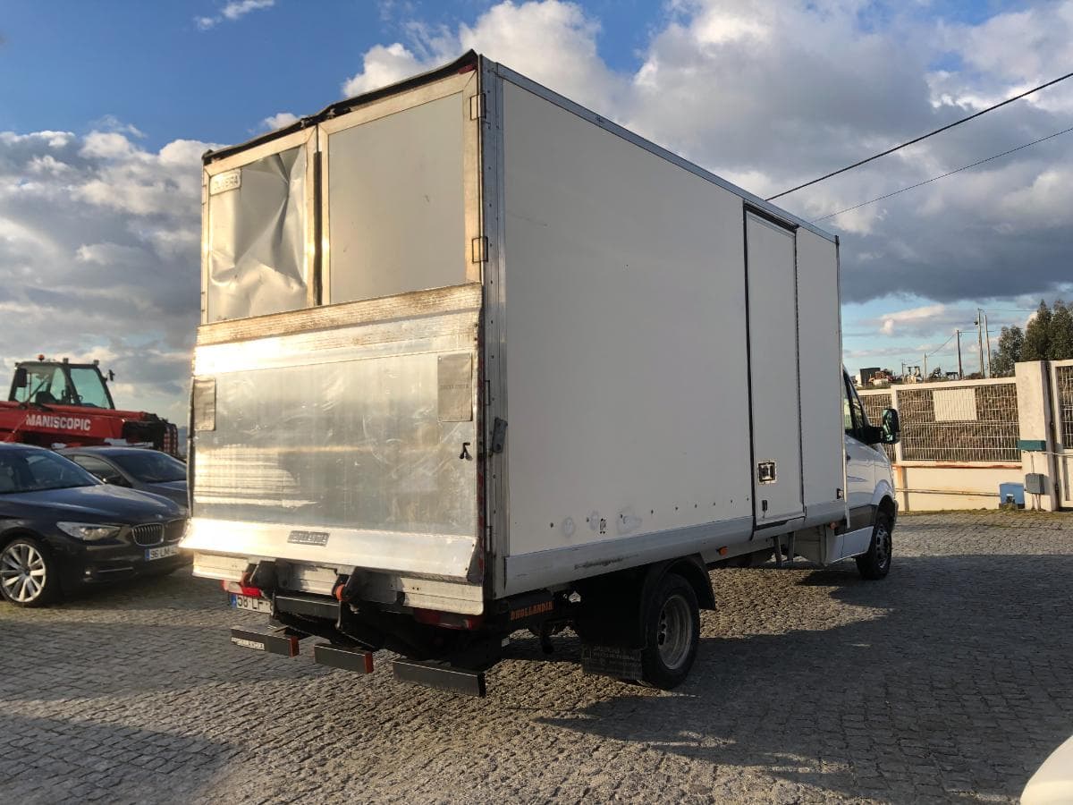 Mercedes-Benz Sprinter · Ano 2011 — imagem 12