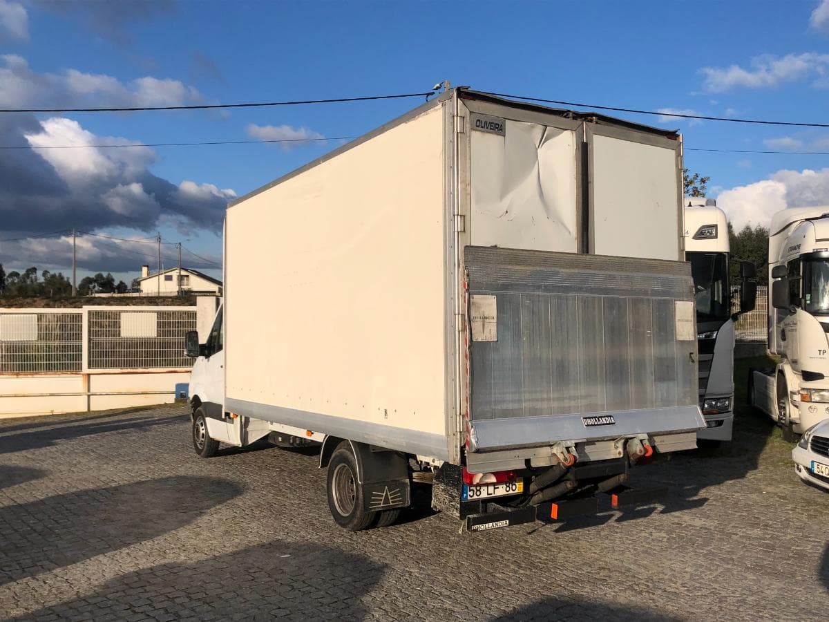 Mercedes-Benz Sprinter · Ano 2011 — imagem 11
