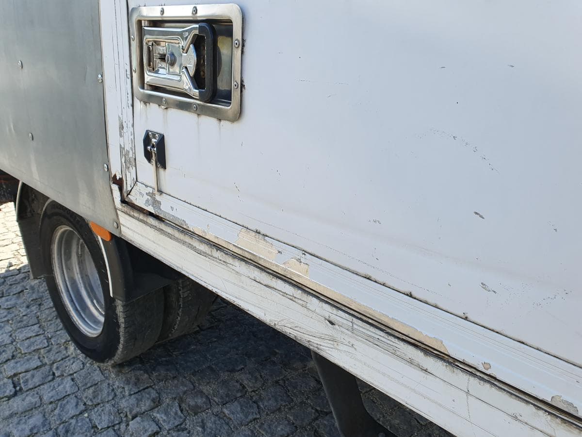 Mercedes-Benz 518 CDI · Ano 2009 — imagem 12