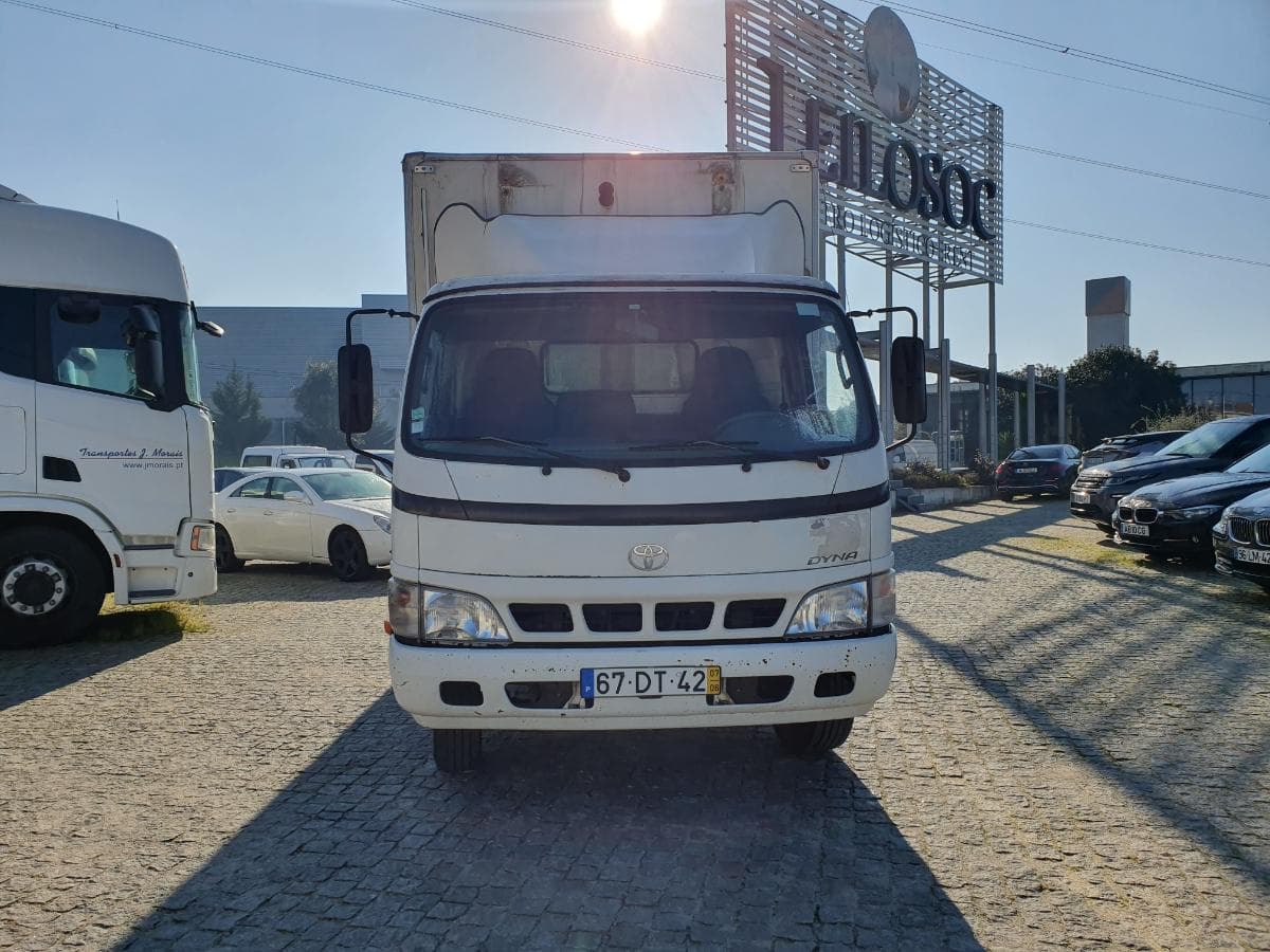 Toyota Dyna · Ano 2007 — imagem 3