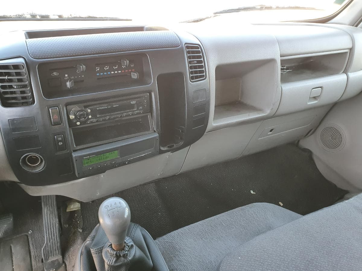 Toyota Dyna · Ano 2007 — imagem 23