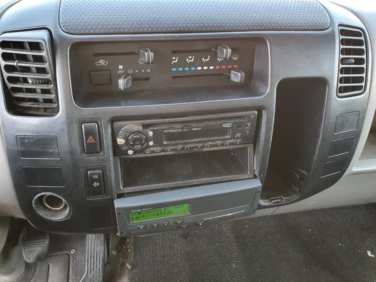 Toyota Dyna · Ano 2007 — imagem 27