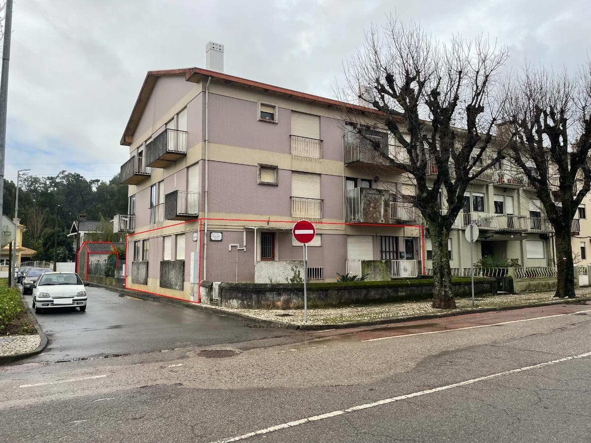 Apartamento T4 + Garagem · Ovar — imagem 2
