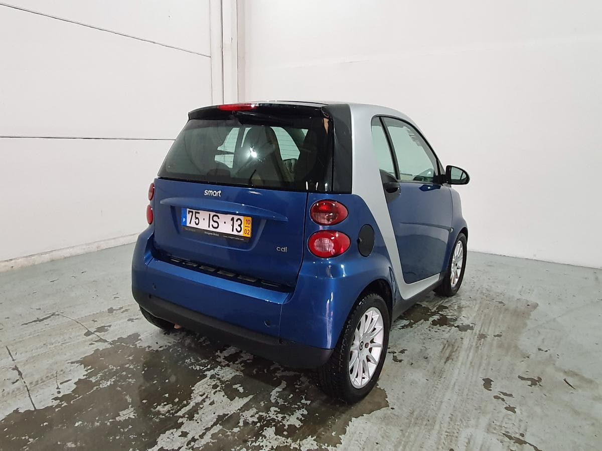 Smart Fortwo Coupé 0.8 CDI · Ano 2010 — imagem 6