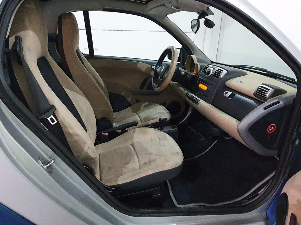 Smart Fortwo Coupé 0.8 CDI · Ano 2010 — imagem 19