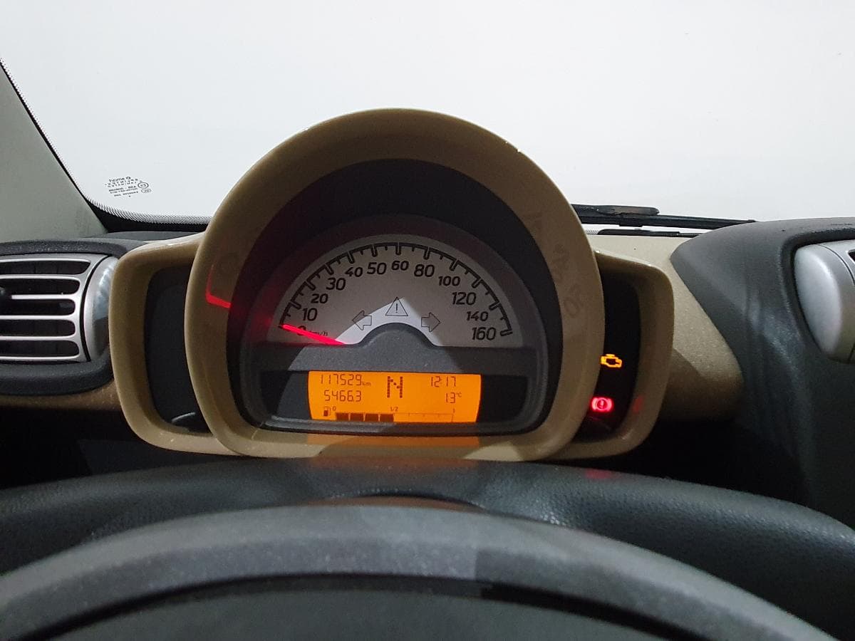 Smart Fortwo Coupé 0.8 CDI · Ano 2010 — imagem 32
