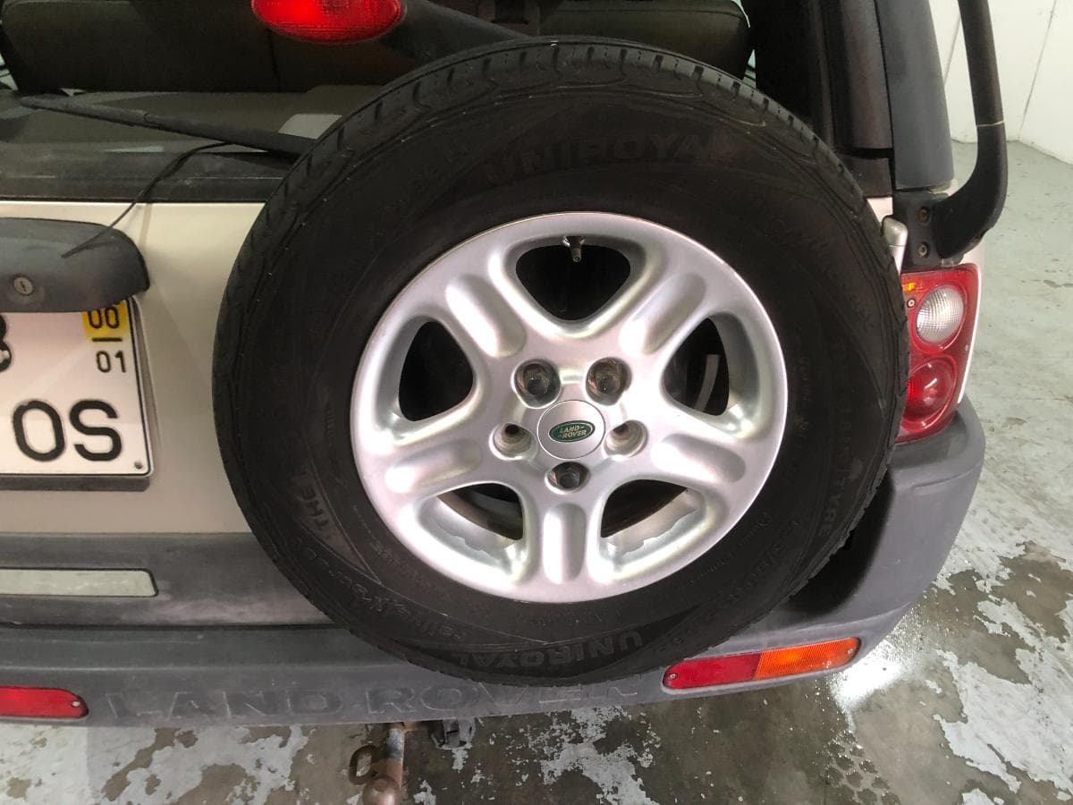 Land Rover Freelander SUV Cabrio 2.0 · Ano 2000 — image 12