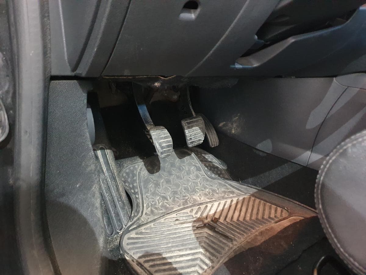 Renault Mégane 1.5DCI · Ano 2010 — imagen 37