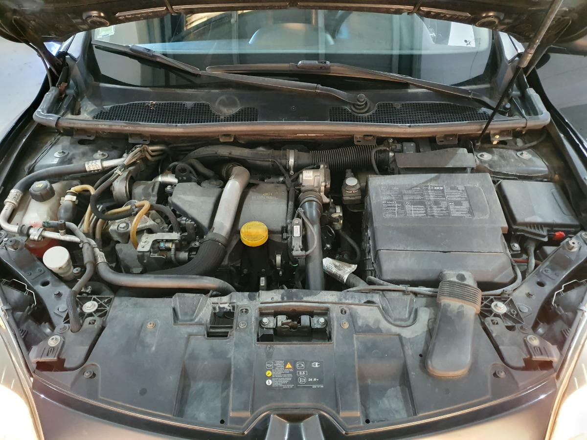 Renault Mégane 1.5DCI · Ano 2010 — imagen 48