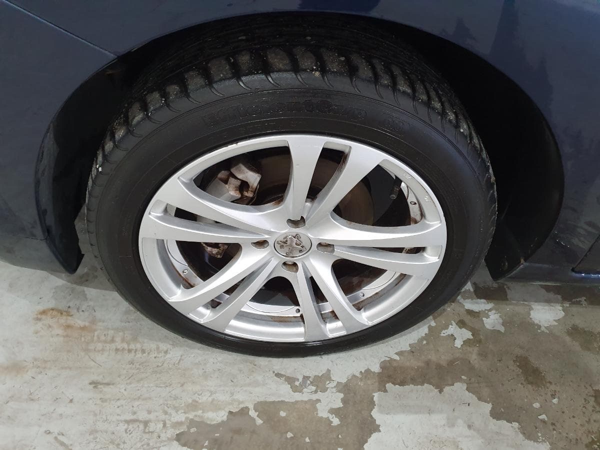 Peugeot 5008 1.6HDI · Ano 2010 — imagen 13