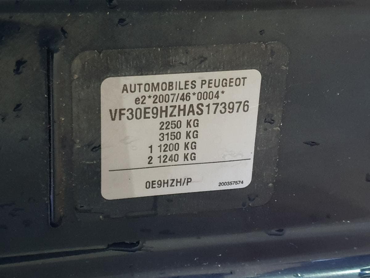 Peugeot 5008 1.6HDI · Ano 2010 — imagen 29