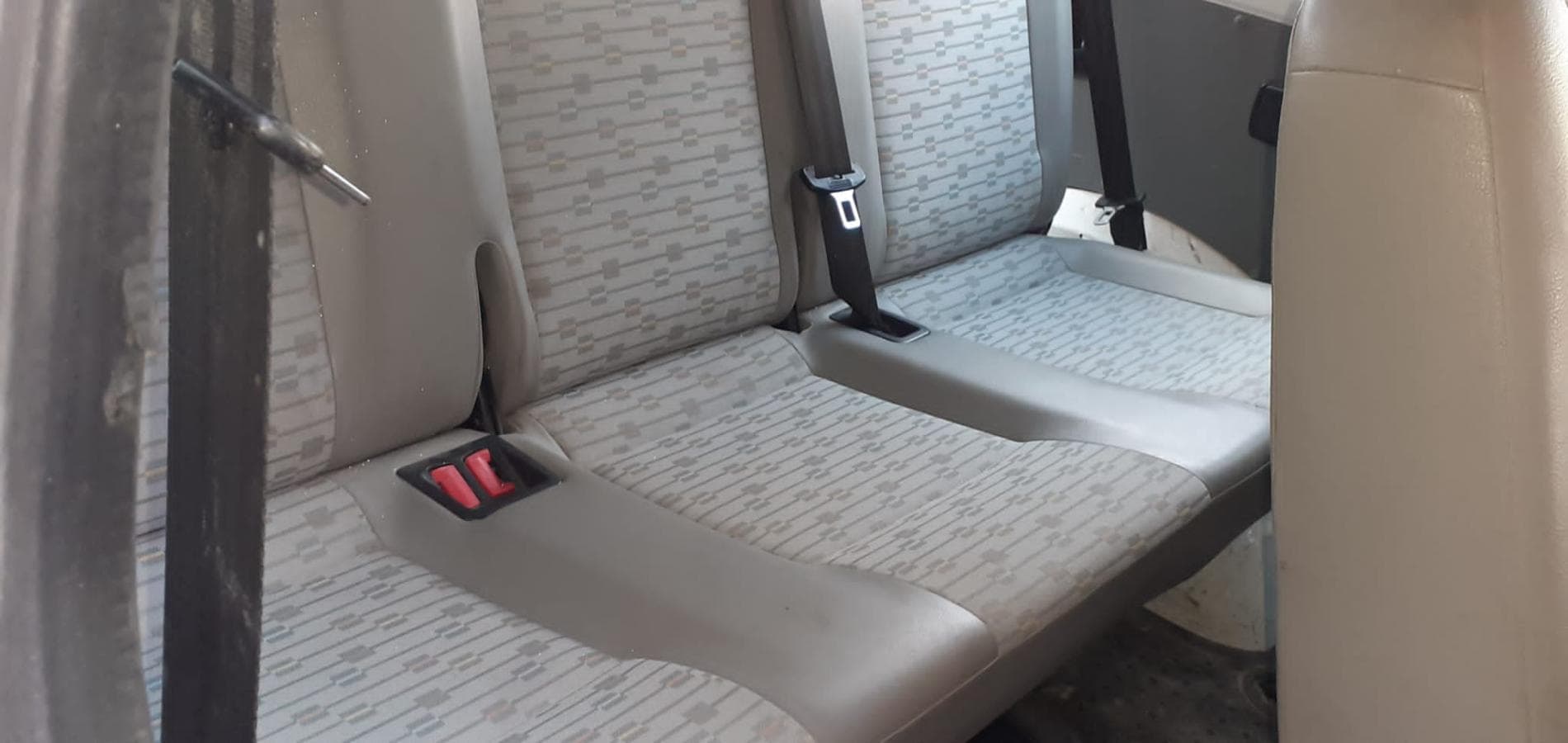 Volkswagen Transporter 2.0TDI · Ano 2012 — imagen 14