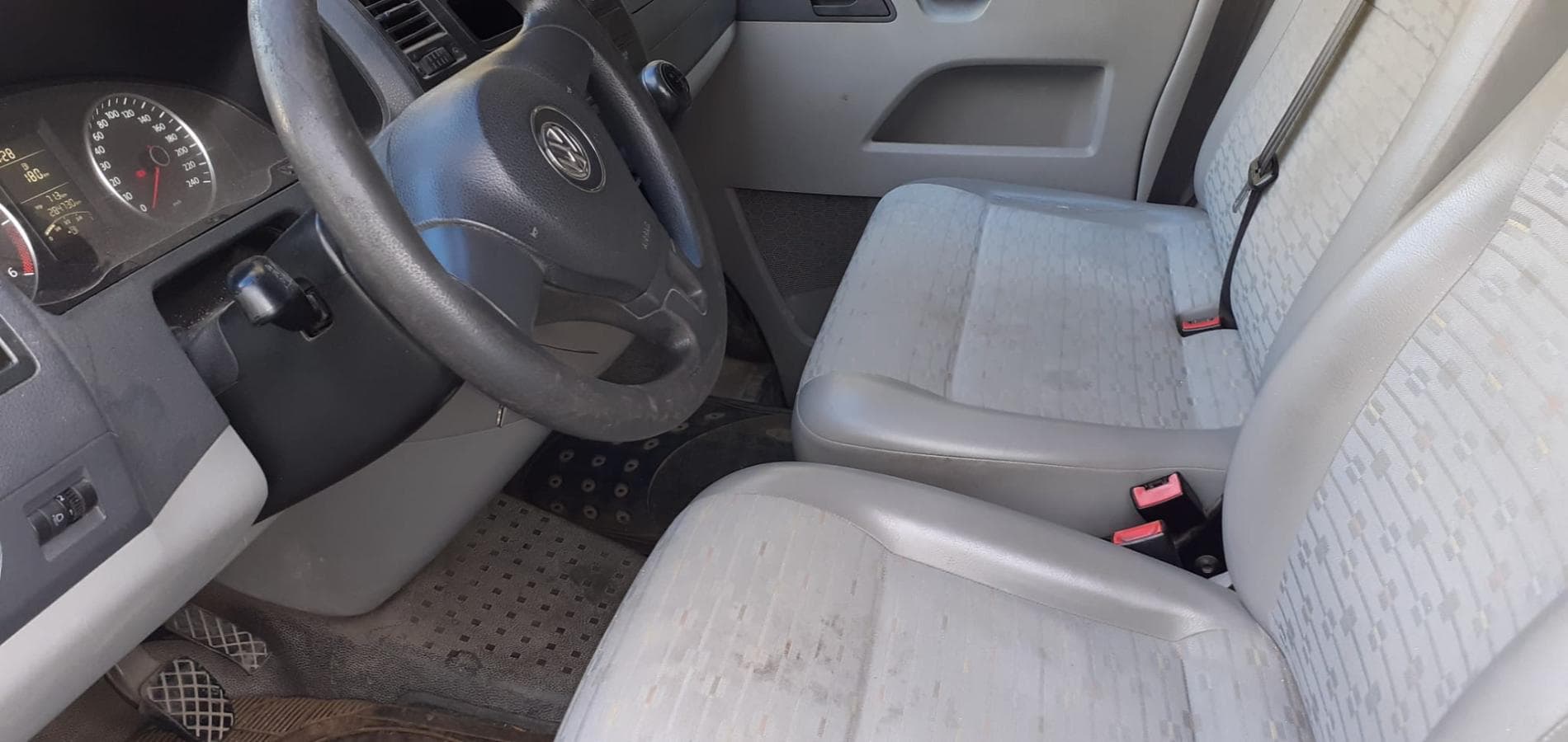 Volkswagen Transporter 2.0TDI · Ano 2012 — imagen 15