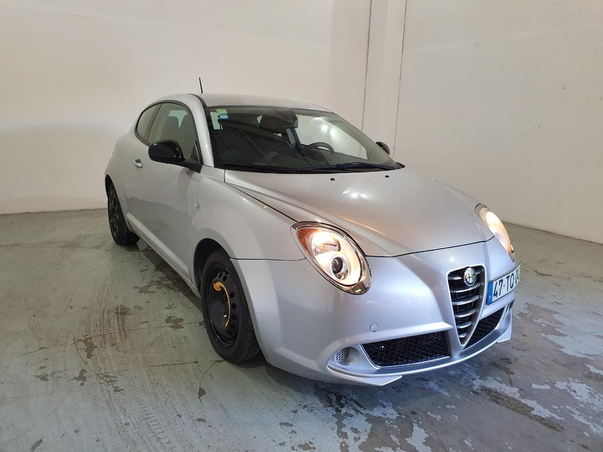 Alfa-Romeo Mito 1.3Multijet · Ano 2010 — image 3
