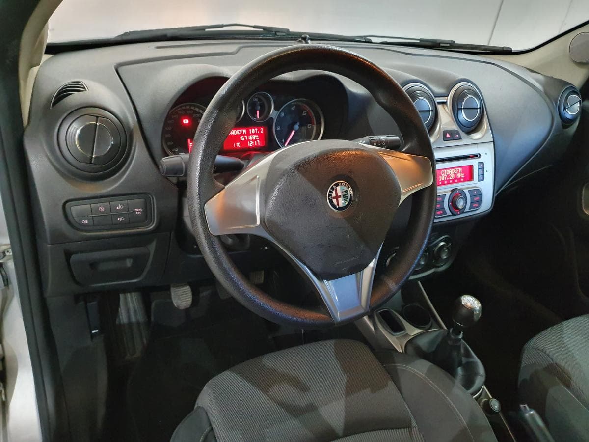 Alfa-Romeo Mito 1.3Multijet · Ano 2010 — image 29