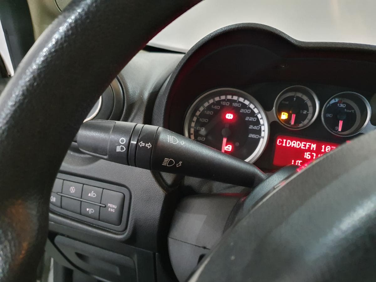 Alfa-Romeo Mito 1.3Multijet · Ano 2010 — image 35