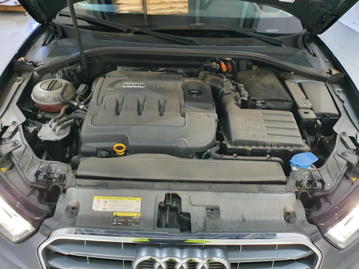 Audi A3 1.6TDI · Ano 2013 — imagen 9