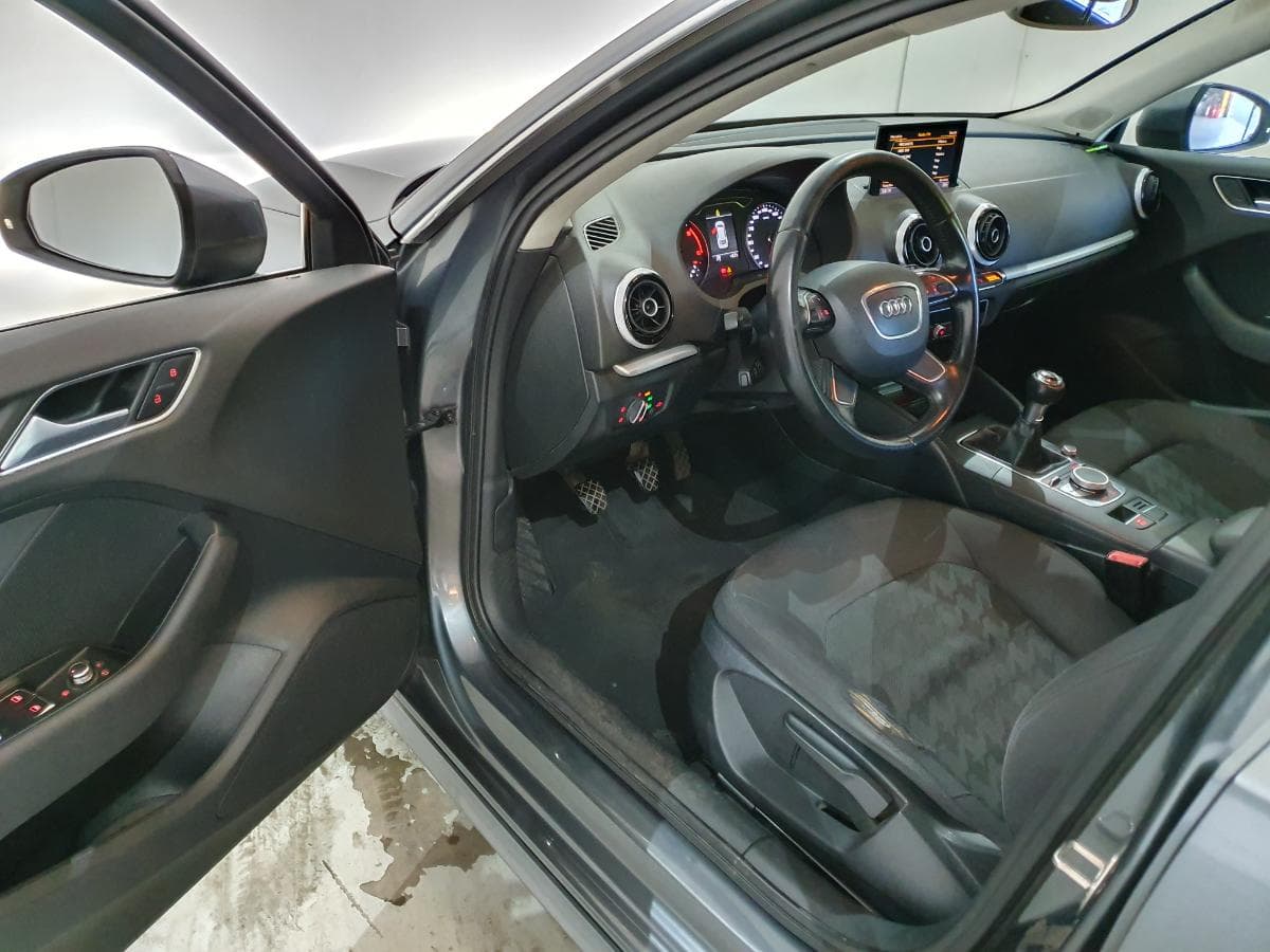 Audi A3 1.6TDI · Ano 2013 — imagen 21