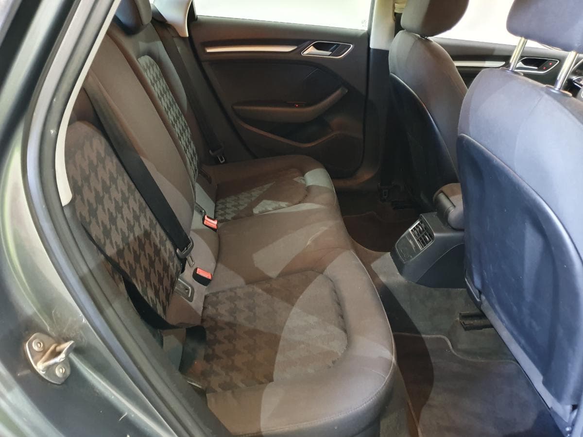 Audi A3 1.6TDI · Ano 2013 — imagen 25