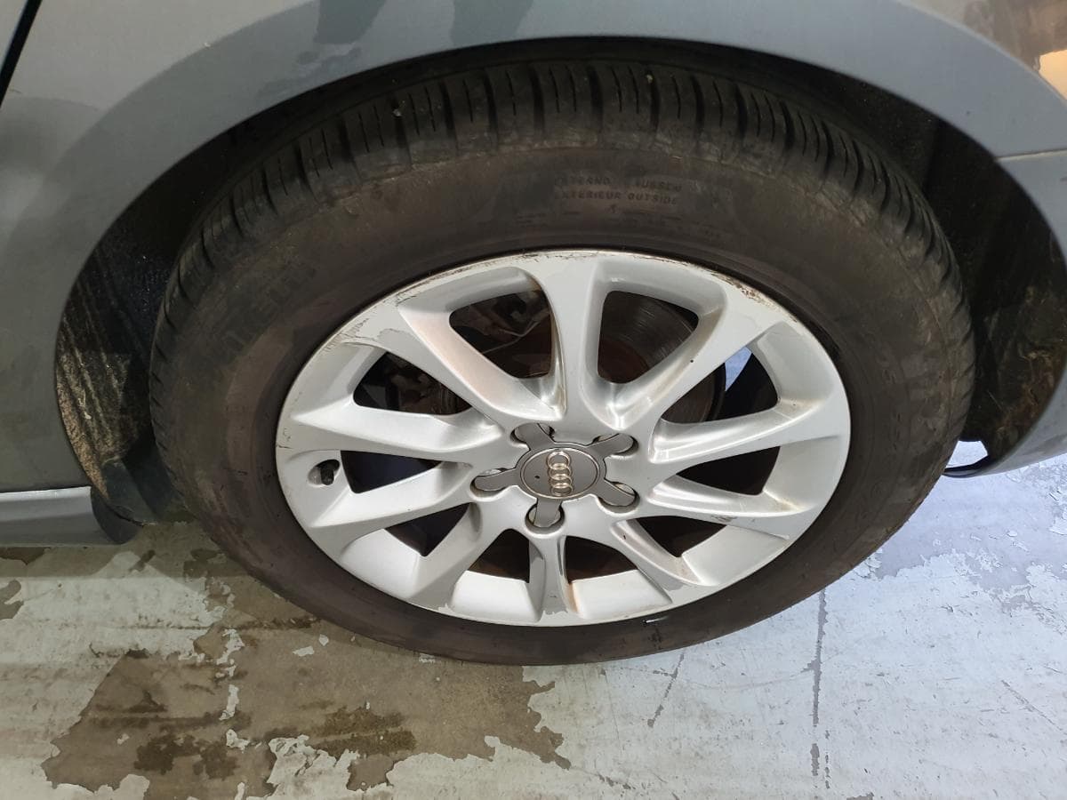 Audi A3 1.6TDI · Ano 2013 — imagen 17