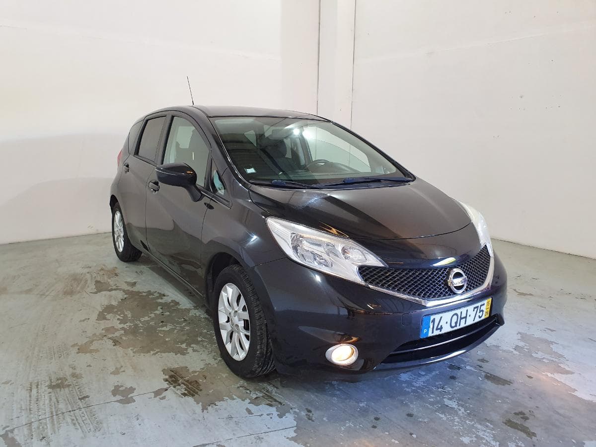 Nissan Note 1.5DCI · Ano 2015 — imagem 1