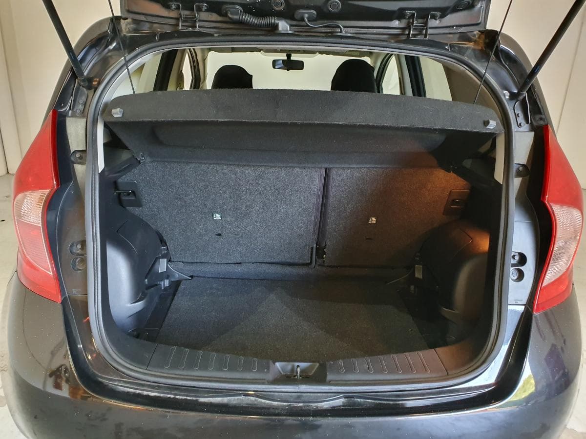 Nissan Note 1.5DCI · Ano 2015 — imagem 7