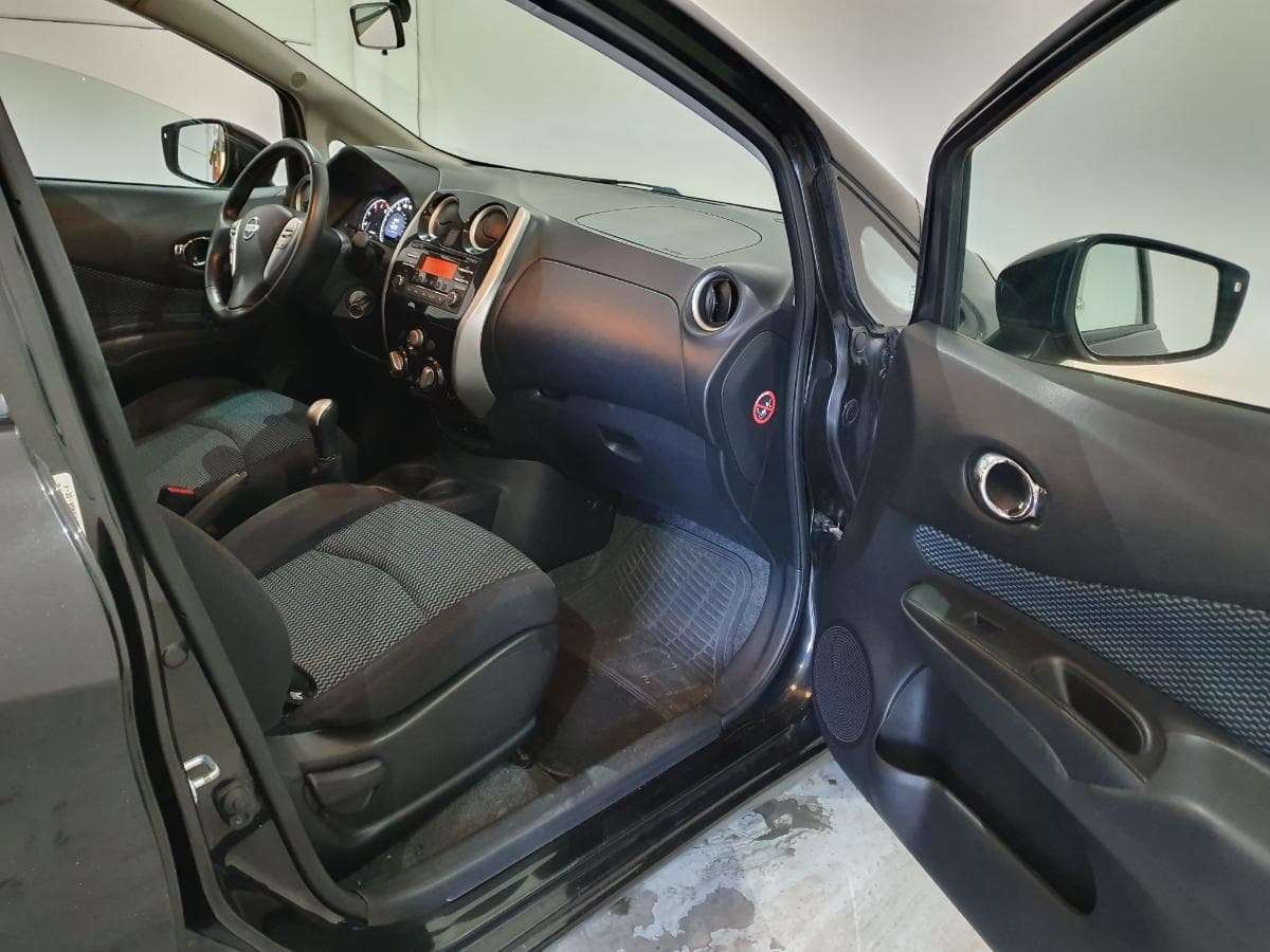 Nissan Note 1.5DCI · Ano 2015 — imagem 21