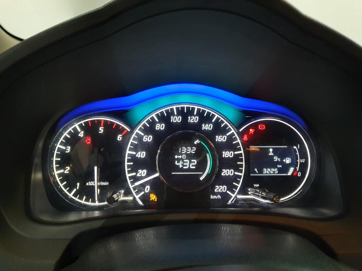 Nissan Note 1.5DCI · Ano 2015 — imagem 39