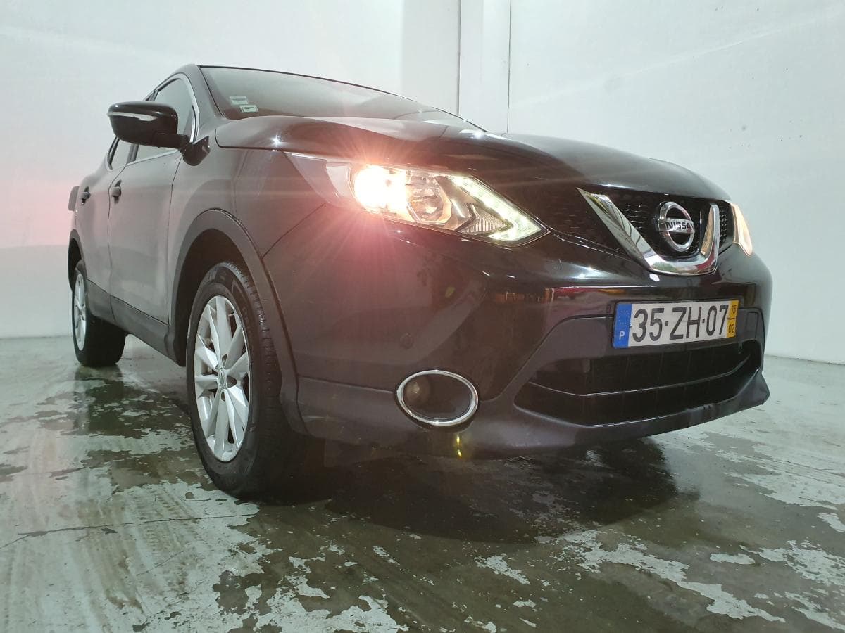 Nissan Qashqai 1.6DCI · Ano 2015 — image 3