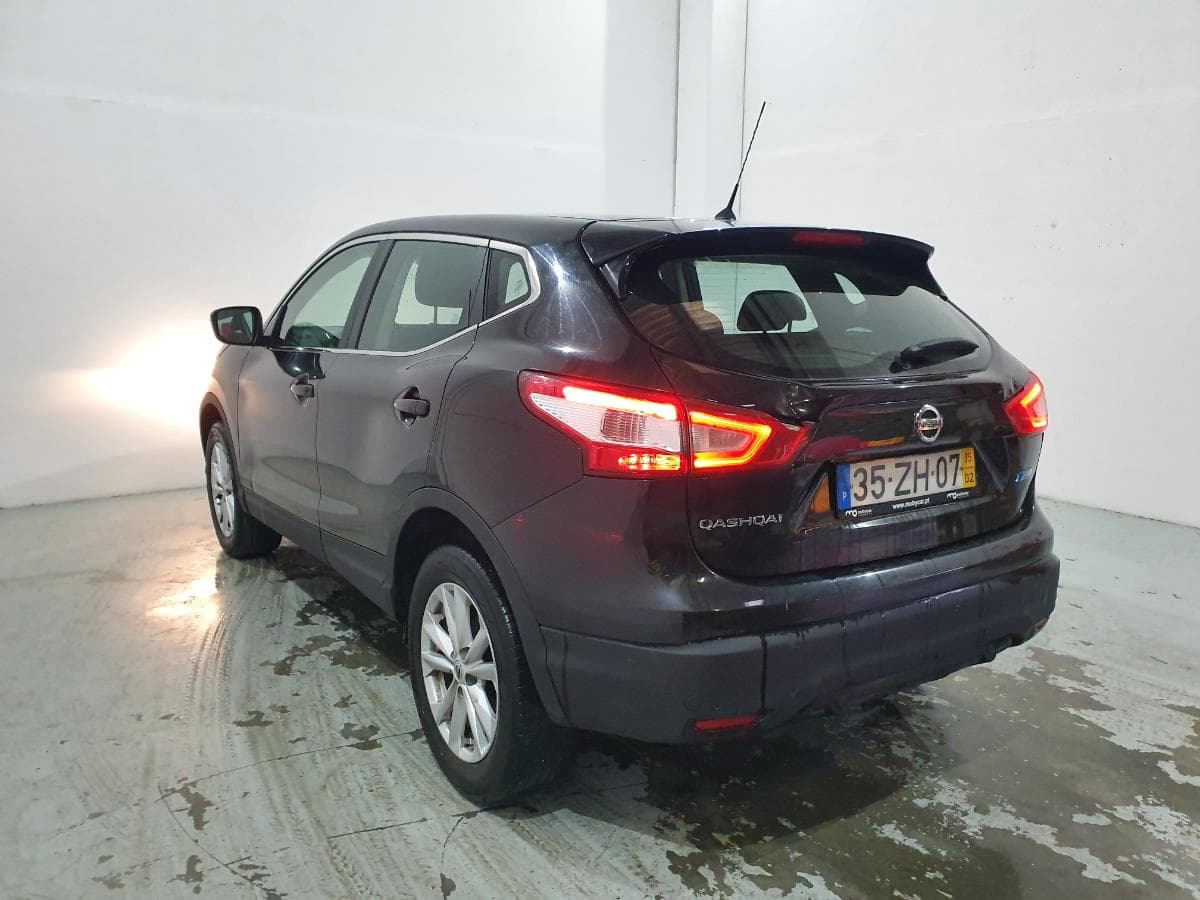 Nissan Qashqai 1.6DCI · Ano 2015 — image 5